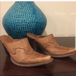 Genuine leather mules